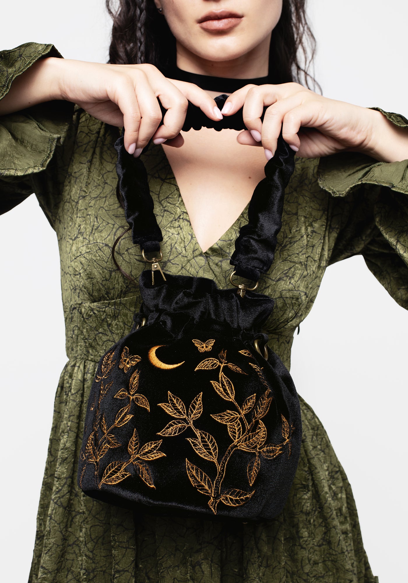 Instar Butterfly Embroidered Bucket Bag Disturbia