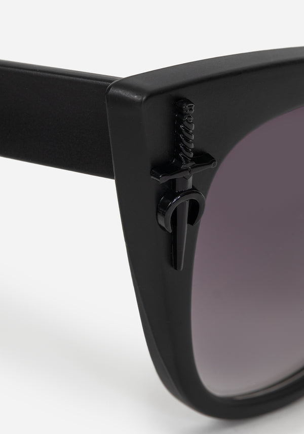 Anelace Chain Cat Eye Sunglasses