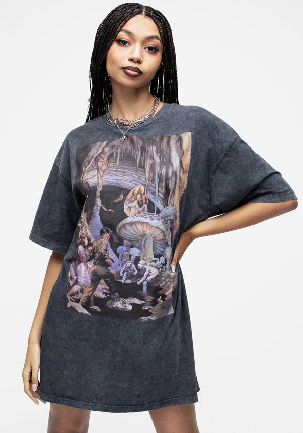 Frazetta The Secret People Short Sleeve Tee Dress